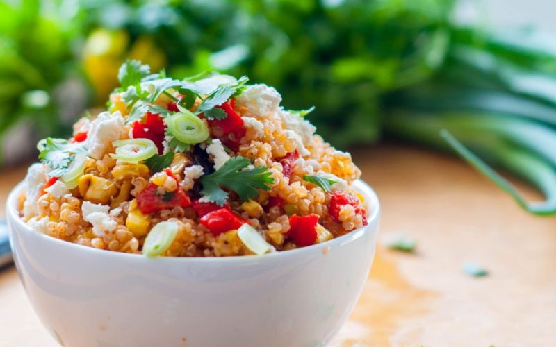 Salad quinoa (diêm mạch)