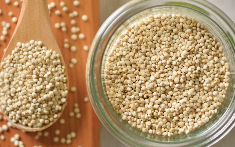 Hạt diêm mạch quinoa là gì?